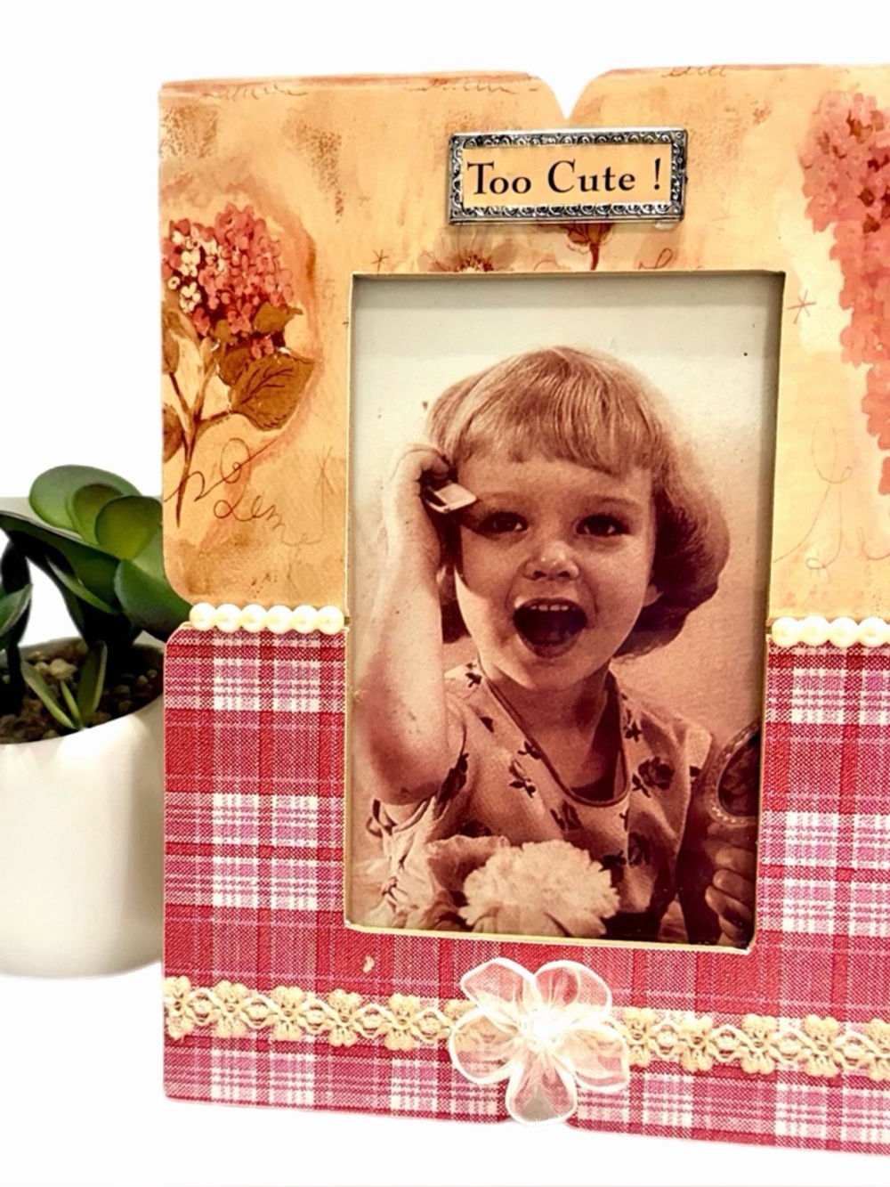 New “Too Cute” Picture Frame (Fits 3.5” x 5” photo)